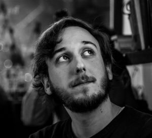 vajnaadam_300x272.jpg