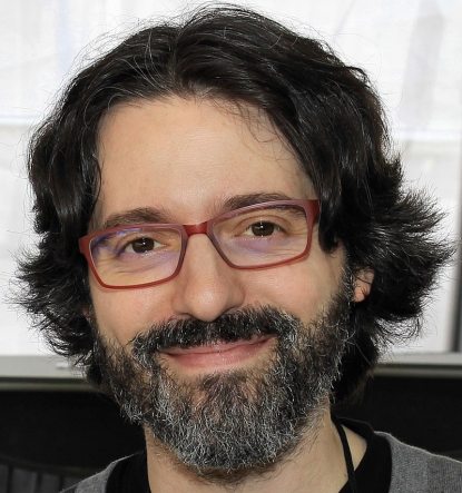 800px_andres_neuman_2016.jpg