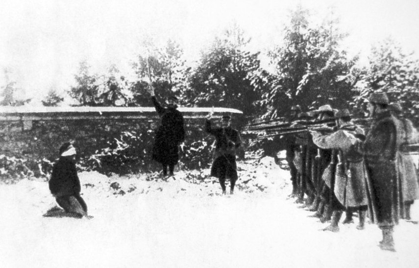 1917_execution_a_verdun_lors_des_mutineries.jpg