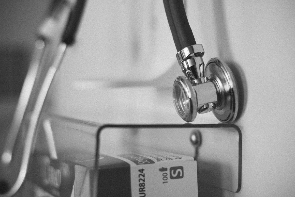 stethoscope_840125_1920.jpg