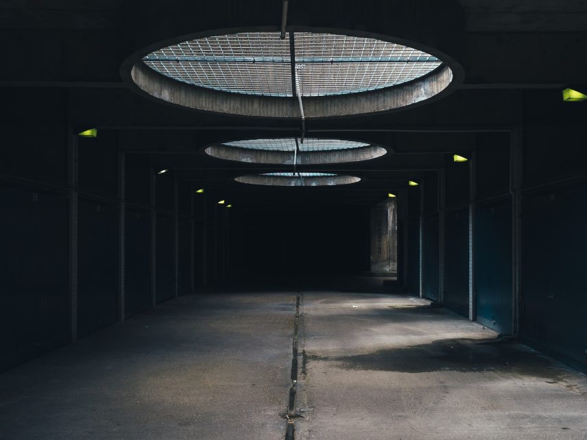 underground_2618567_1920.jpg