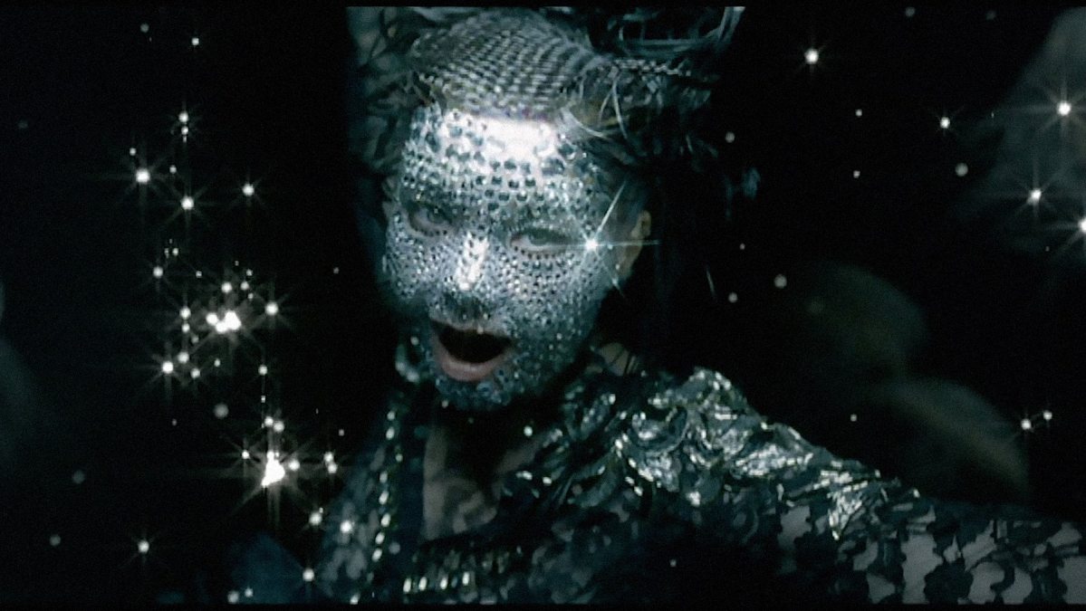 bjork_oceania.jpg