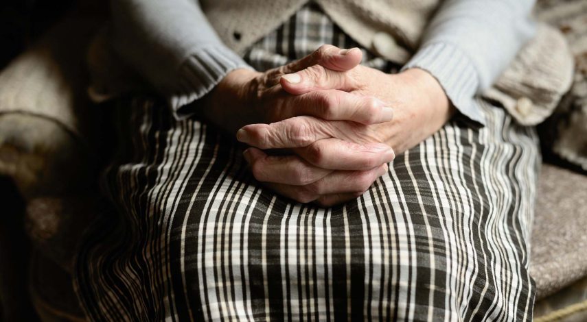 hands_g17702b6f3_1920.jpg
