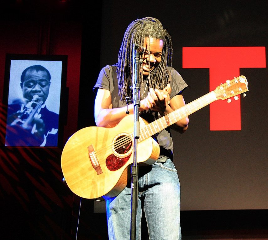 tracy_chapman_at_ted_conference_2007_by_jurvetson.jpg