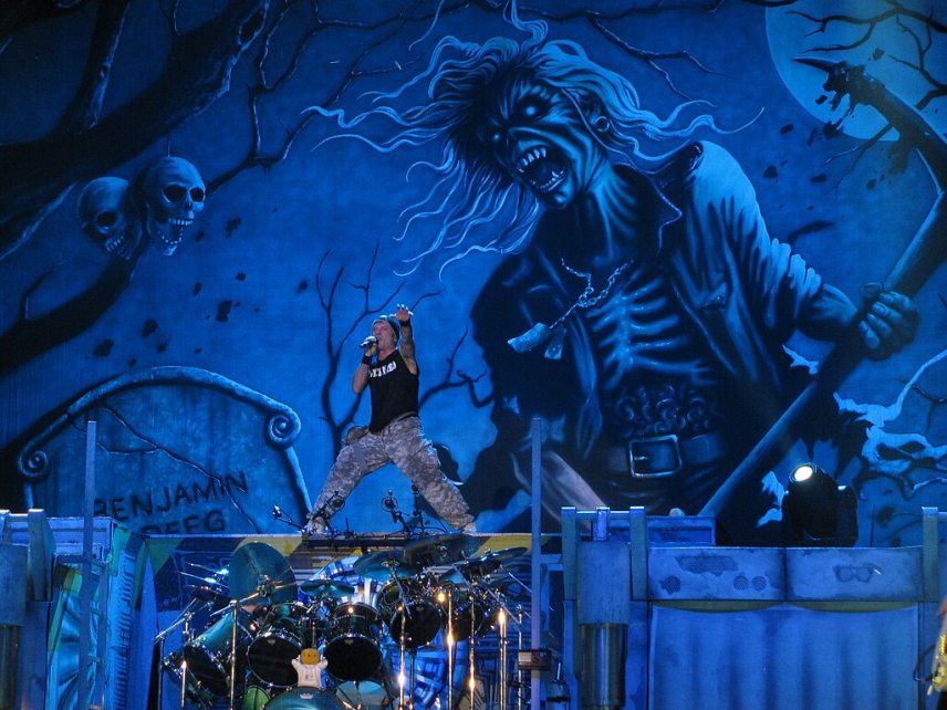 iron_maiden_2010.jpg