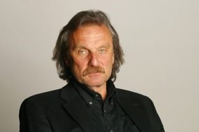 portraet_christoph_ransmayr_foto_johannes_cizek_14_5kb.jpg