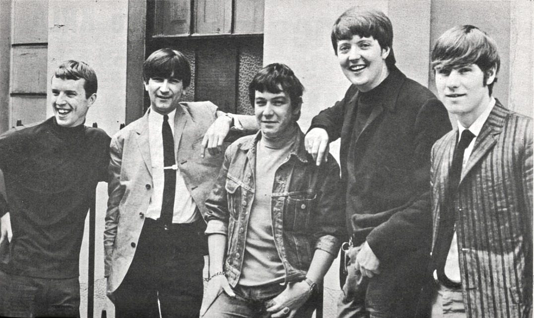 The_Animals_in_1965_with_Dave_Rowberry.jpg
